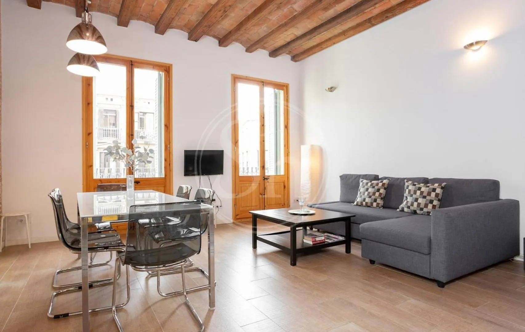 Comodo Apartamento Cerca De Plaza Cataluna 巴塞罗那