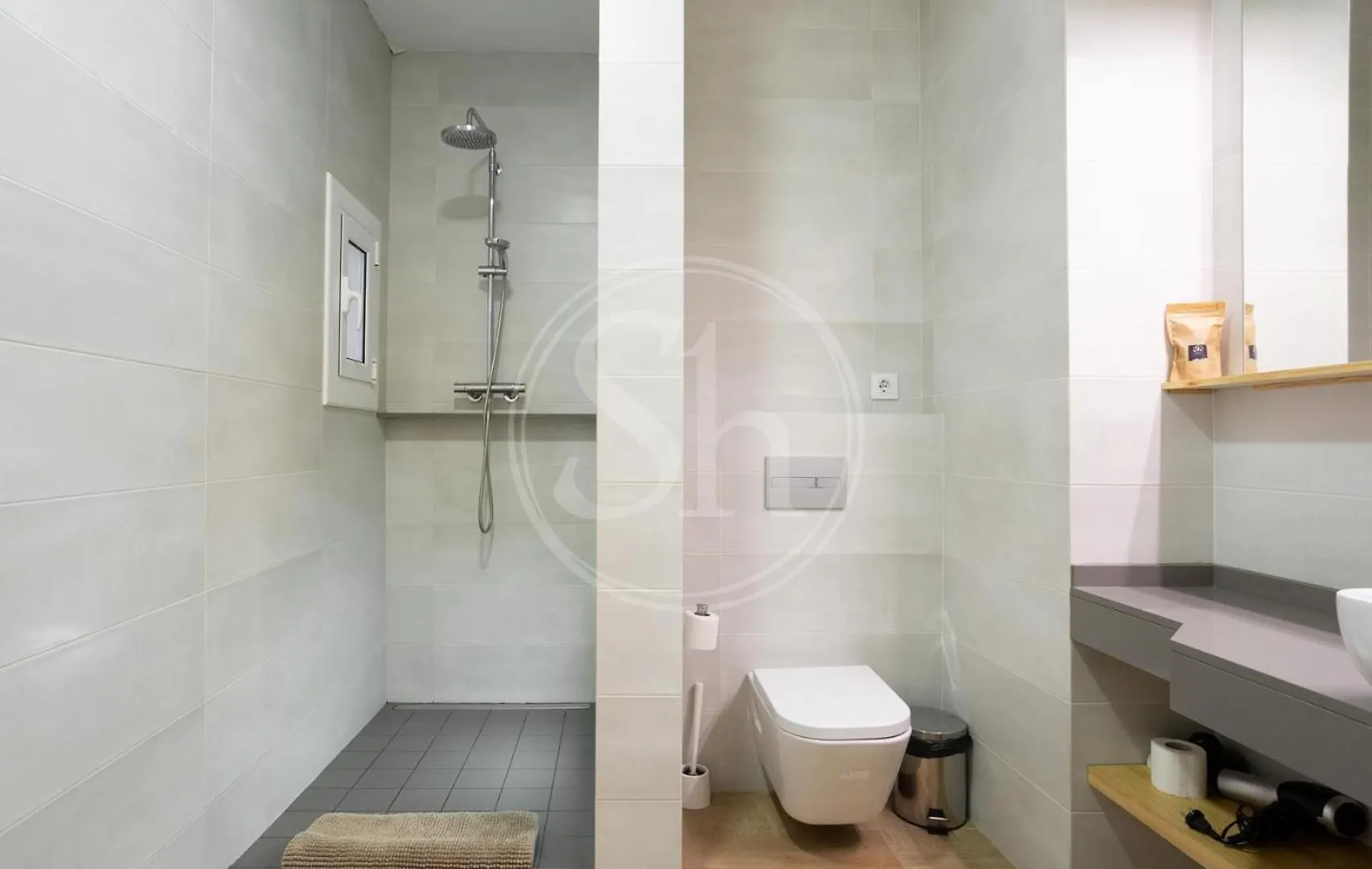 Comodo Apartamento Cerca De Plaza Cataluna Barcelona Spain